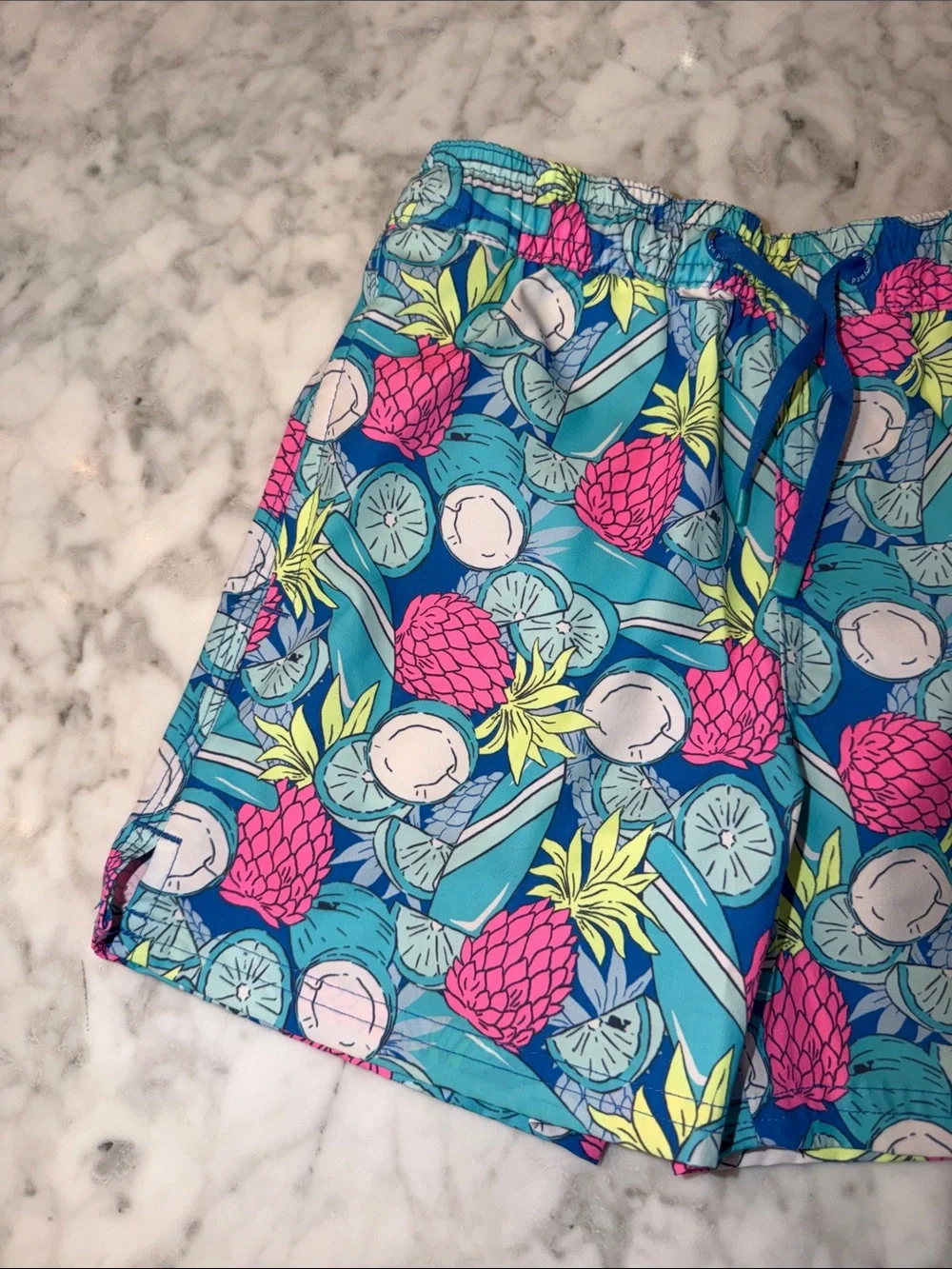 Vineyard Vines worn 3x